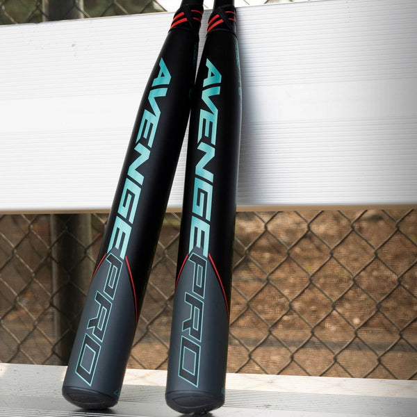 Axe Bat Avenge Pro Slowpitch Softball Bat Barrel Close Up 